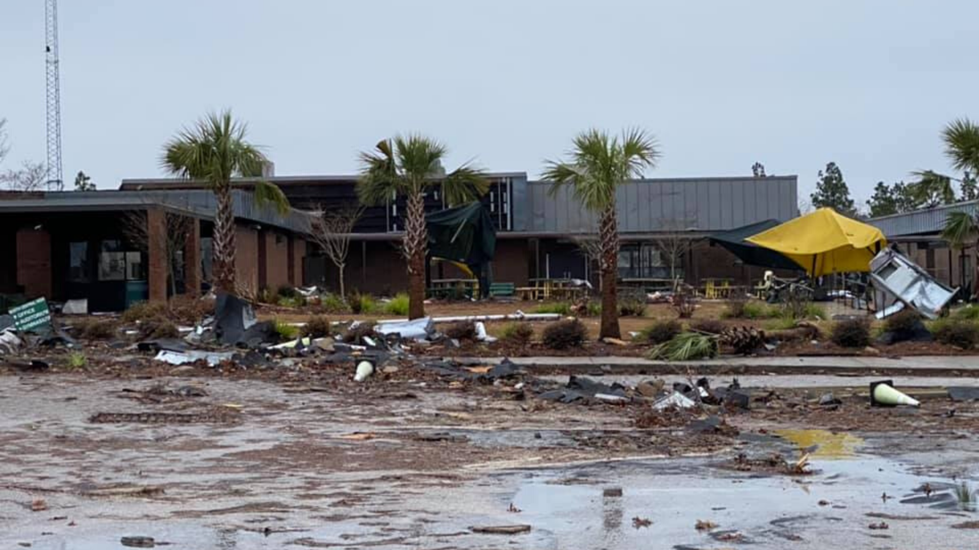 Kershaw Partners SERVE Tornado-Damaged School